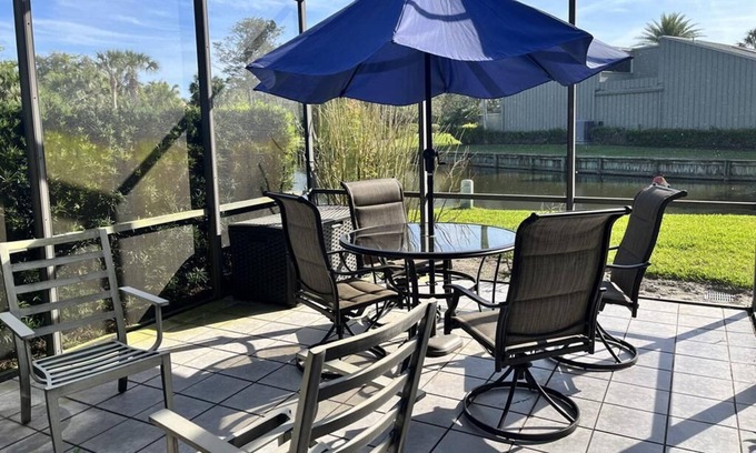 Sawgrass Condo | Lovely 2 Bedroom Townhouse in Sawgrass Country Club