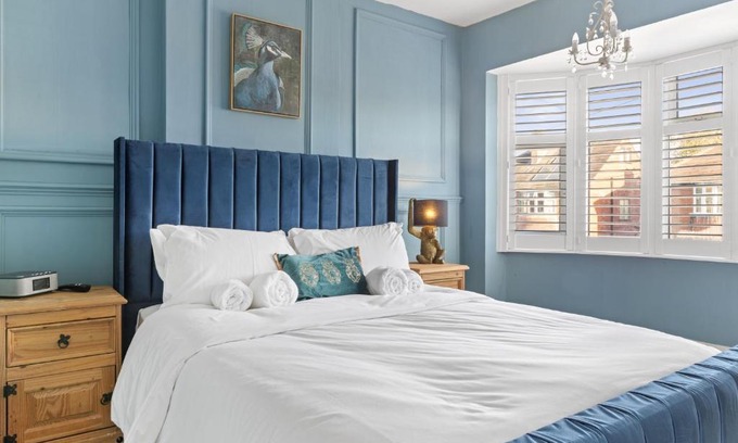 Loughborough House | Lovely 2 Bedroom House with Parking