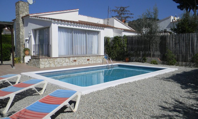 Torroella de Montgri House | Lovely 2 bedroom villa with private pool(2)