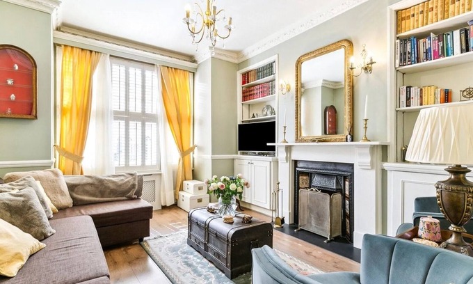 Northcote Apartment | Lovely 2 Bedrooms Flat With Private Garden, in Clapham / Northcote Rd