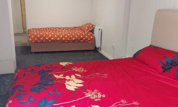 Parkgate Apartment | Lovely 3-Bed Apartment in Parkgate Rotherham