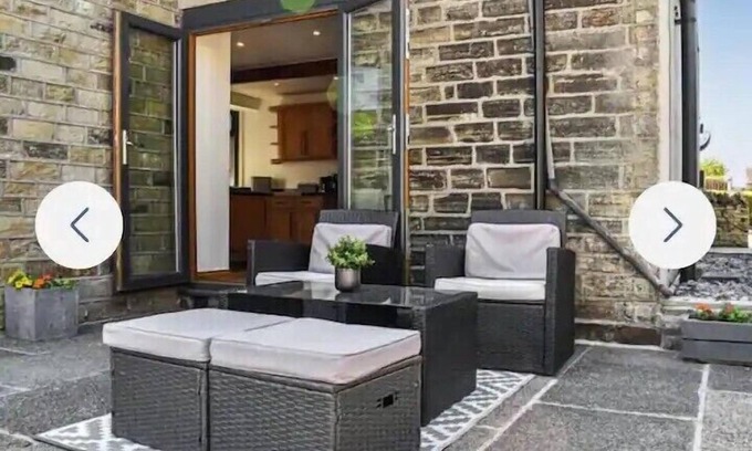 Hepworth House | Lovely 3-Bed House in Holmfirth