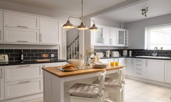 Rhos on Sea House | Lovely 3 bedroom home in Rhos on Sea