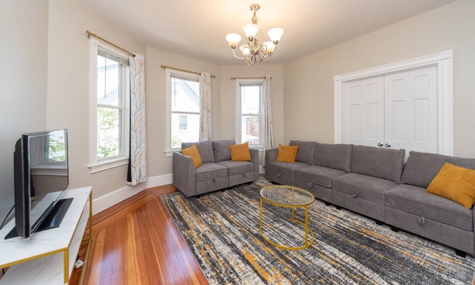 Malden Apartment | Lovely 3-bedroom near Boston with WFH setup