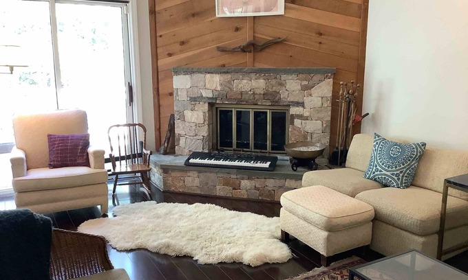 Torrington Condo | Lovely 3 Bedroom Townhouse , perfect for skiing
