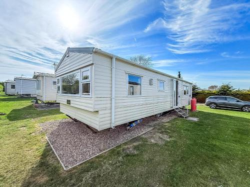 Louth Other | Lovely 6 Berth Caravan At Sunnydale Holiday Park Ref 35375S