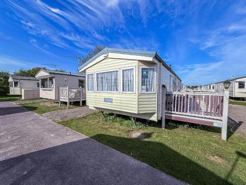 Louth Other | Lovely 8 Berth Caravan With Decking At Sunnydale Park, Lincolnshire Ref 35091Br
