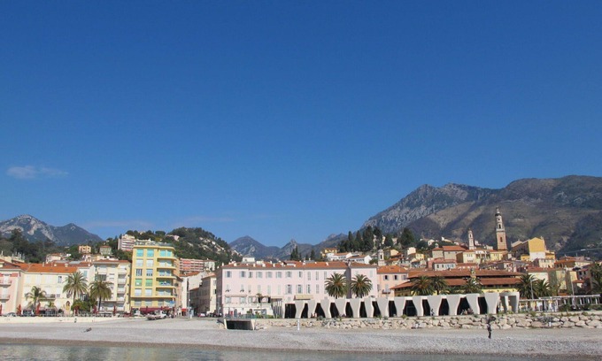 Alpes-Maritimes Apartment | Lovely apartment for 4 guests with A/C, WIFI, TV, terrace and panoramic view