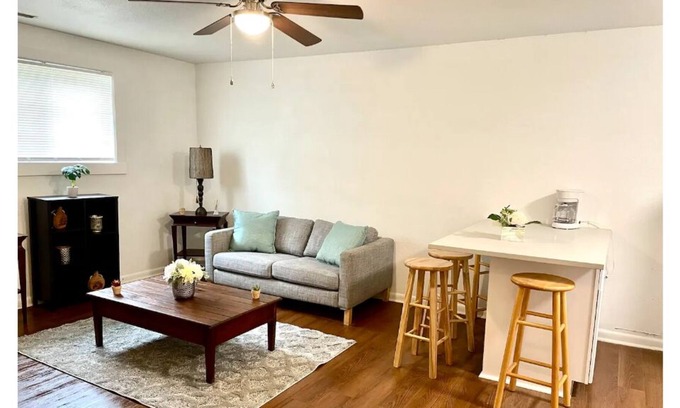 Hickory Apartment | LOVELY AND COMFORTABLE APARTMENT, PETS WELCOME