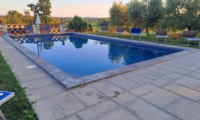 Cortona Apartment | Lovely apartment for 6 guests with pool, WIFI, A/C, TV and parking