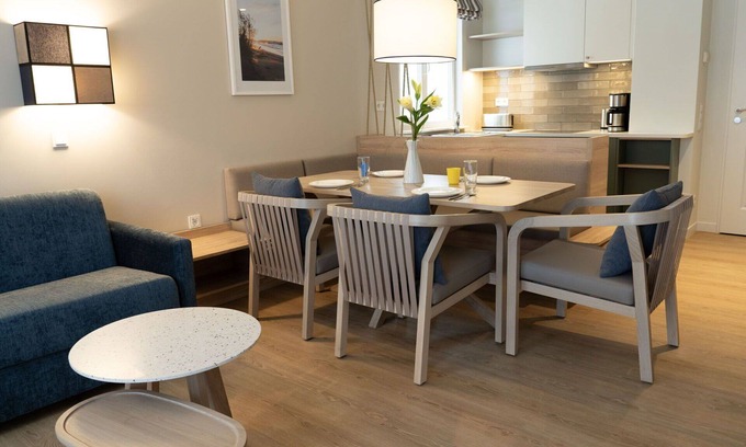 Tarnewitz Apartment | Lovely apartment for 2 people with pool, WIFI, TV, terrace and parking