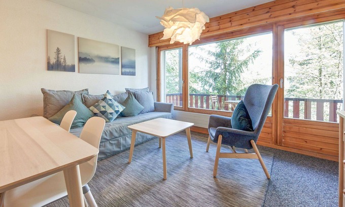 Heremence Apartment | Lovely apartment for 4 people with WIFI, pool, TV, balcony and panoramic view
