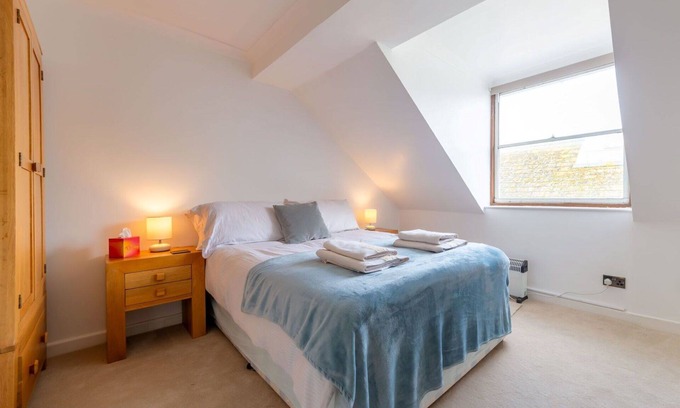 Portmellon Apartment | Lovely apartment for 4 people with WIFI and TV