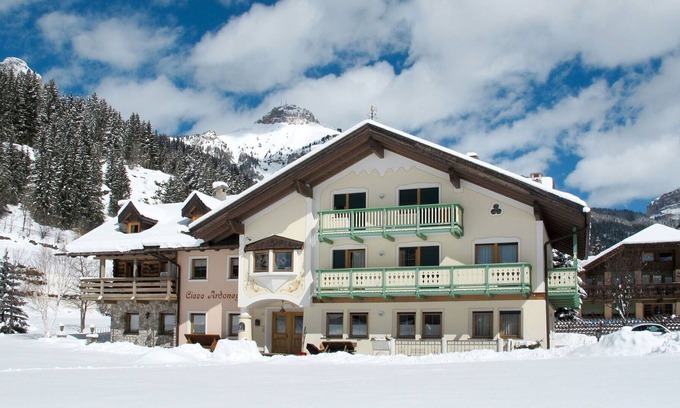 Campitello di Fassa Apartment | Lovely apartment for 6 guests with WIFI, TV, balcony and parking