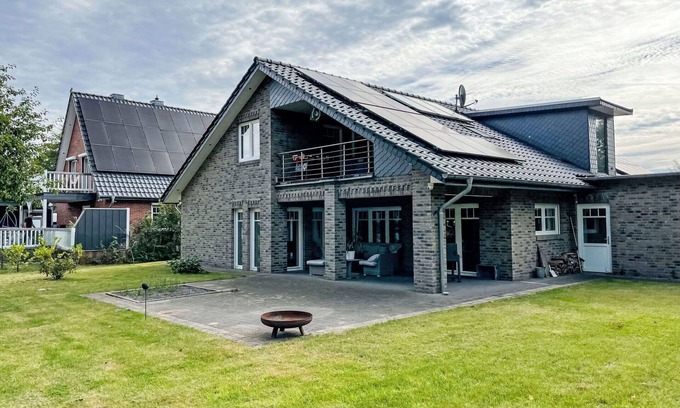 Hemmoor Apartment | Lovely apartment for 7 guests with WIFI, TV and terrace