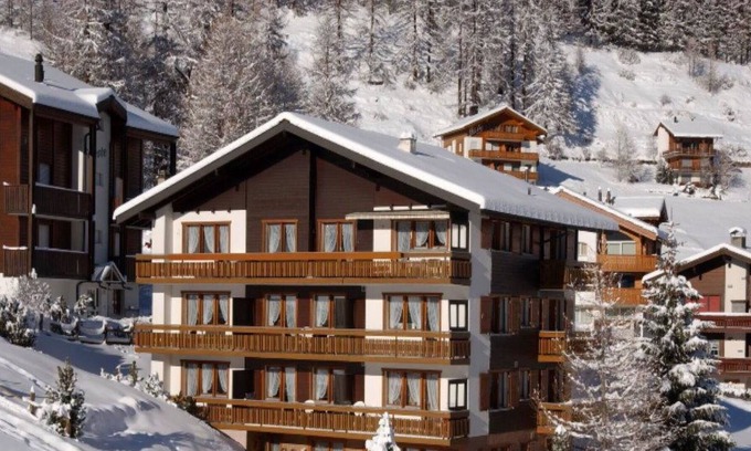 Saas-Fee Apartment | Lovely apartment for 2 people with WIFI and parking