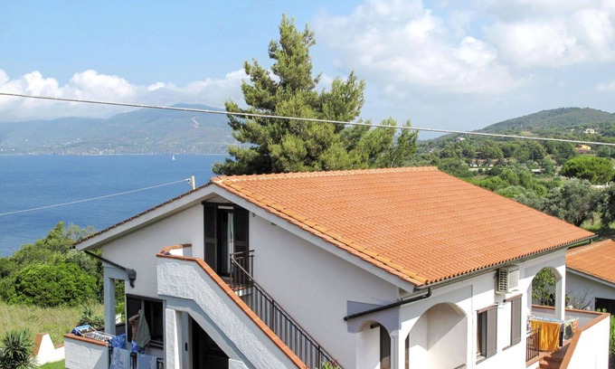 Morcone Apartment | Lovely apartment for 4 guests with WIFI, TV, patio and parking