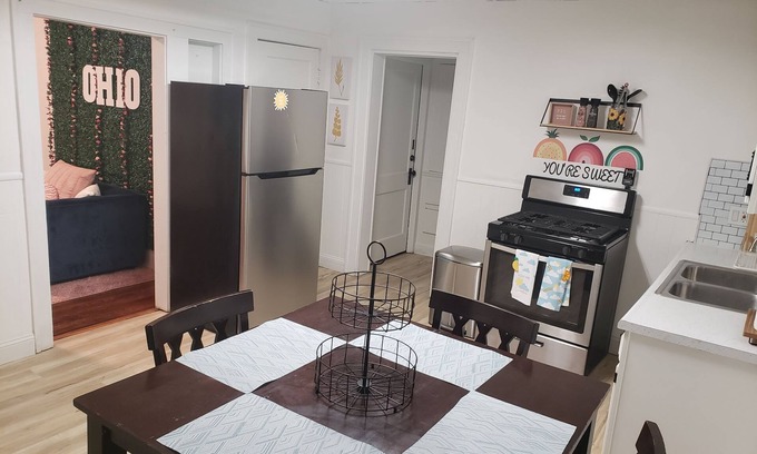 Parma Apartment | Lovely apartment in a very safe neighborhood