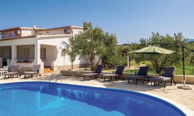Barbat na Rabu Apartment | Lovely apartment in Barbat with WiFi
