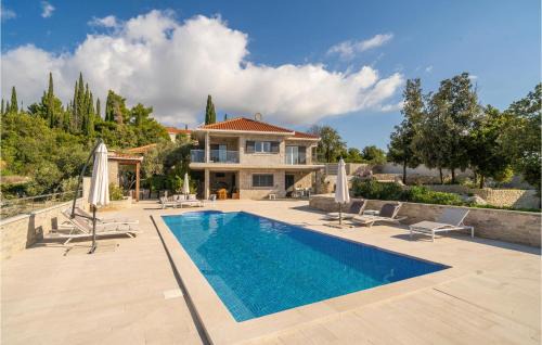 Mocici Apartment | Lovely Apartment In Cilipi With Wifi