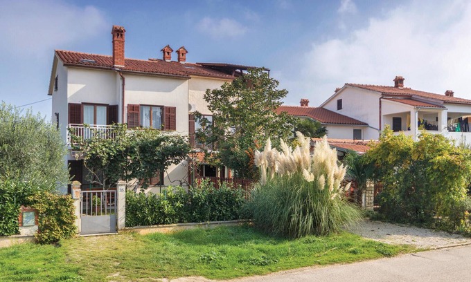 Valbandon Apartment | Lovely apartment in Fazana with WiFi