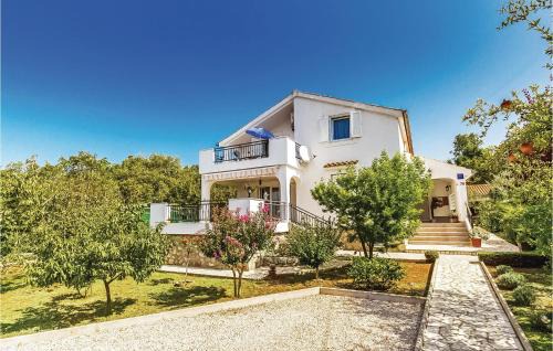 Brzac Apartment | Lovely Apartment In Krk With Wifi
