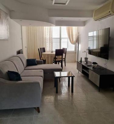 Nahariya Apartment | Lovely Apt Close to Beach