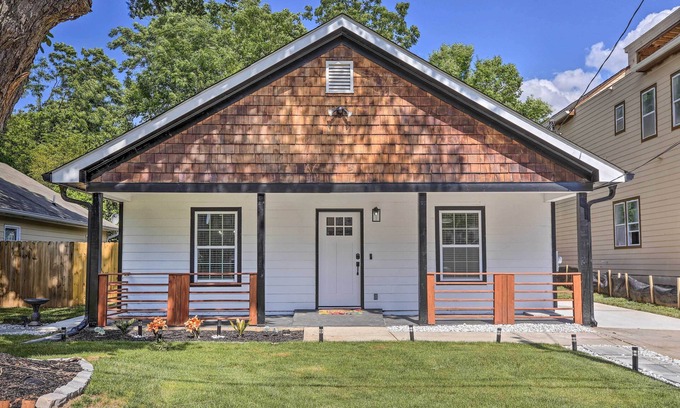 Pittsburgh House | Lovely Atlanta Home < 3 Mi to State Farm Arena!