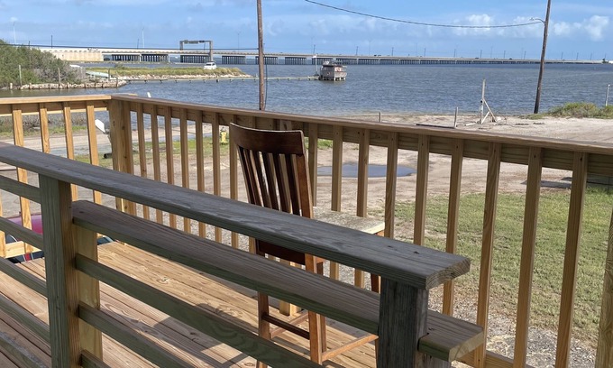 Flour Bluff Condo | Lovely Beach View, 2 BR Condo