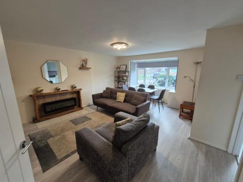 Borehamwood Apartment | Lovely & Beautiful 2 Bed-Apartment in Borehamwood