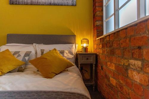 Sheffield Apartment | Lovely Central 1 Bed Apartment Sleeps 4