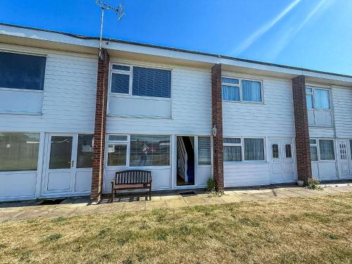 Scratby House | Lovely Chalet To Hire In Scratby Nearby The Beach In Norfolk Ref 76165B