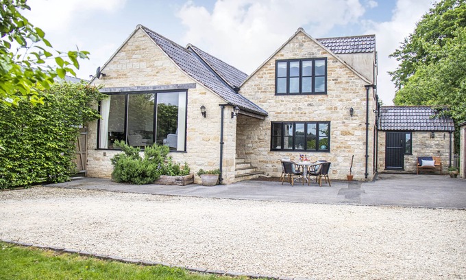 Inchbrook Other | Lovely Cotswolds farm house on an award winning vineyard with stunning views