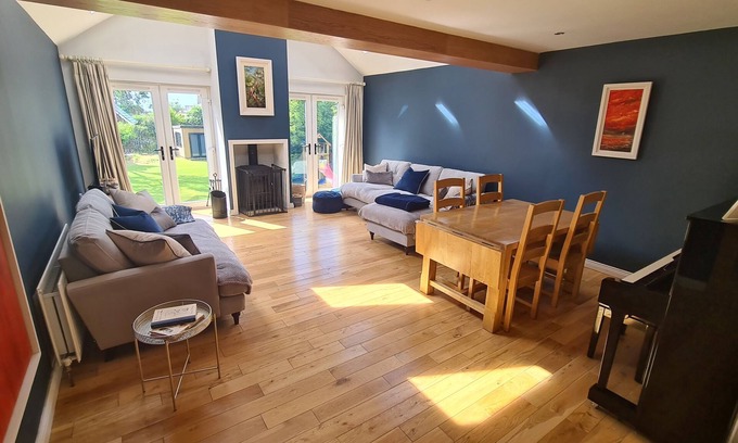 Bangor House | Lovely Detached Family House in Seaside Town