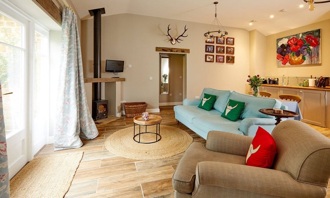Sibford Gower House | Lovely Double room Barn Conversion in the Cotswolds with the option of Stables