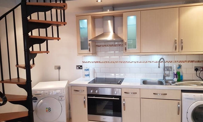 Eltham South Villa | Lovely Family House in Sidcup