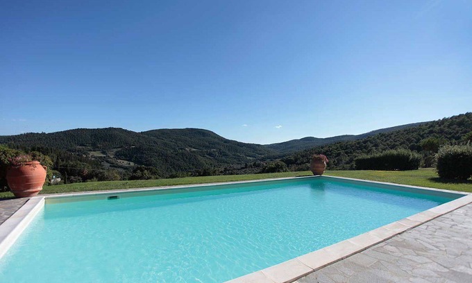 Cetona Villa | Lovely farmhouse with exclusive pool