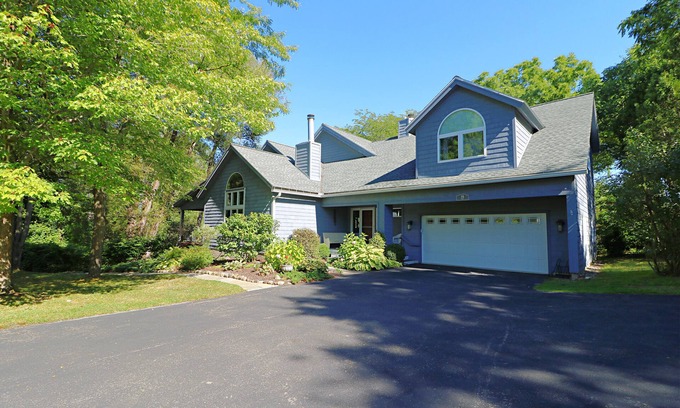 Chautauqua Apartment | Lovely, first floor apartment on a quiet street in Chautauqua's North End!