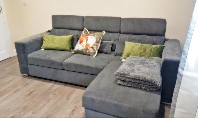Preston Apartment | Lovely flat in Preston with two bedrooms