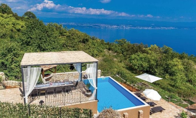 Obrs House | Lovely home in Moscenicka Draga