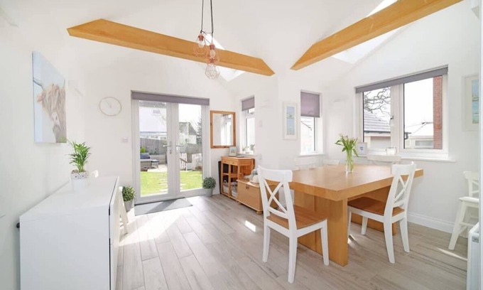 Sidmouth House | Lovely Home w/Parking & Garden, Sidmouth