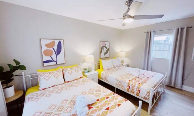 Pompano Beach Apartment | Lovely Hotel Style APT Kitchenette/Pool/parking