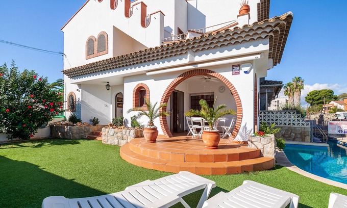 Cambrils Ski Chalet | Lovely house with pool near the beach - C307-033 CASA MEDITERRANEA