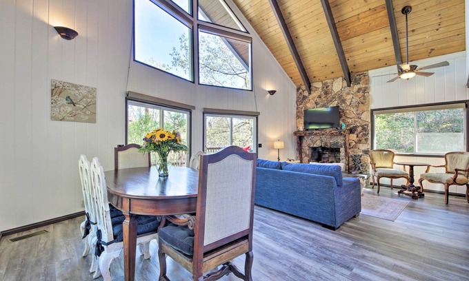 Lake Arrowhead Cottage | Lovely Lake Arrowhead Home w/Bikes: Pet Friendly!