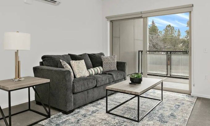 Veterans Park House | Lovely location downtown Boise with mountain view!