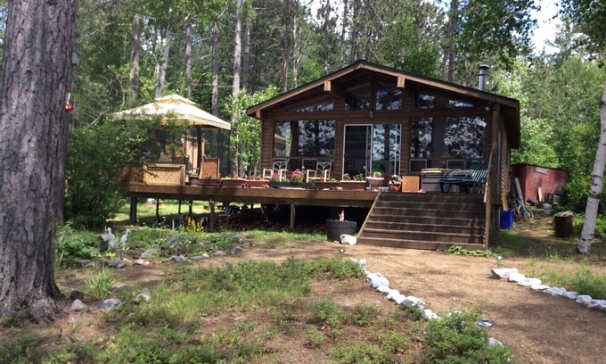 Hastings Highlands Cottage | Lovely Mink Lake Cottage With Sandy Beach Shoreline