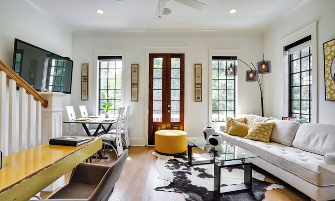 Old Village House | Lovely Mt Pleasant Townhouse w/Central Location!