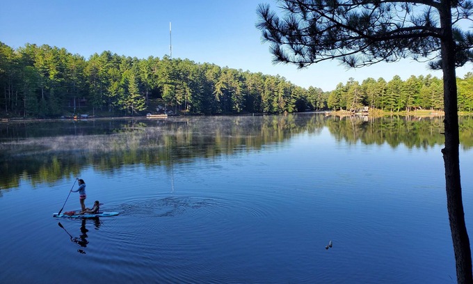 Severn Cottage | Lovely Muskoka cottage on the Trent Severn River. Pet-friendly.