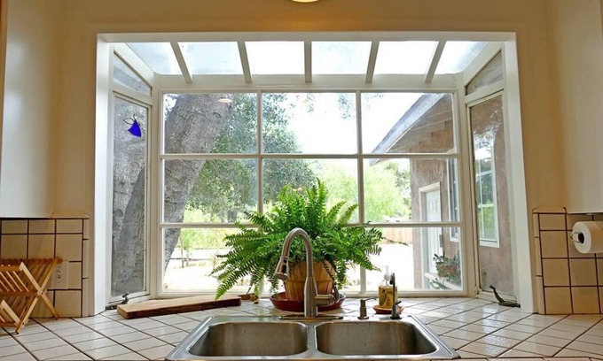 Mira Monte House | Lovely Ojai Valley Cottage Simple and Rustic