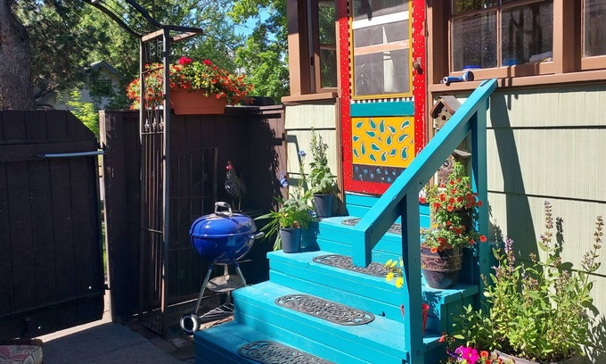 Manito Apartment | Lovely One Bedroom in Fun Neighborhood Close to Downtown